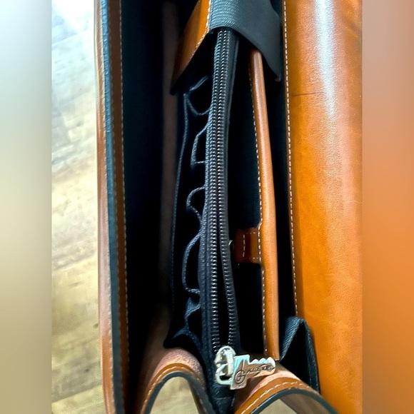 Messenger bag Leather.Jack Georges Vintage.A few flaws,see pics. - Picture 6 of 14